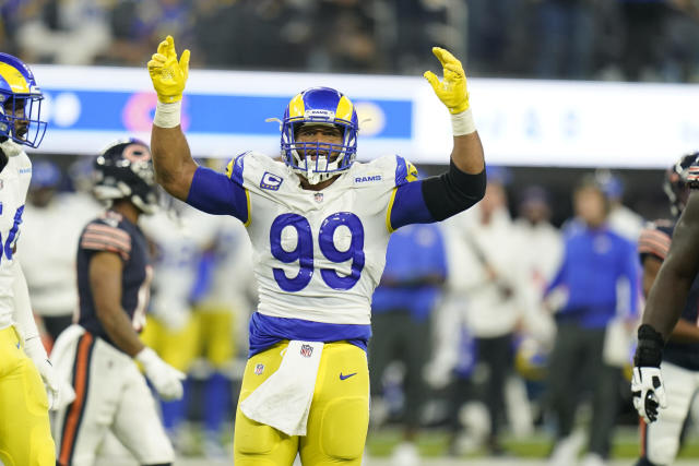 Aaron Donald returning to Super Bowl champion Rams with a big raise