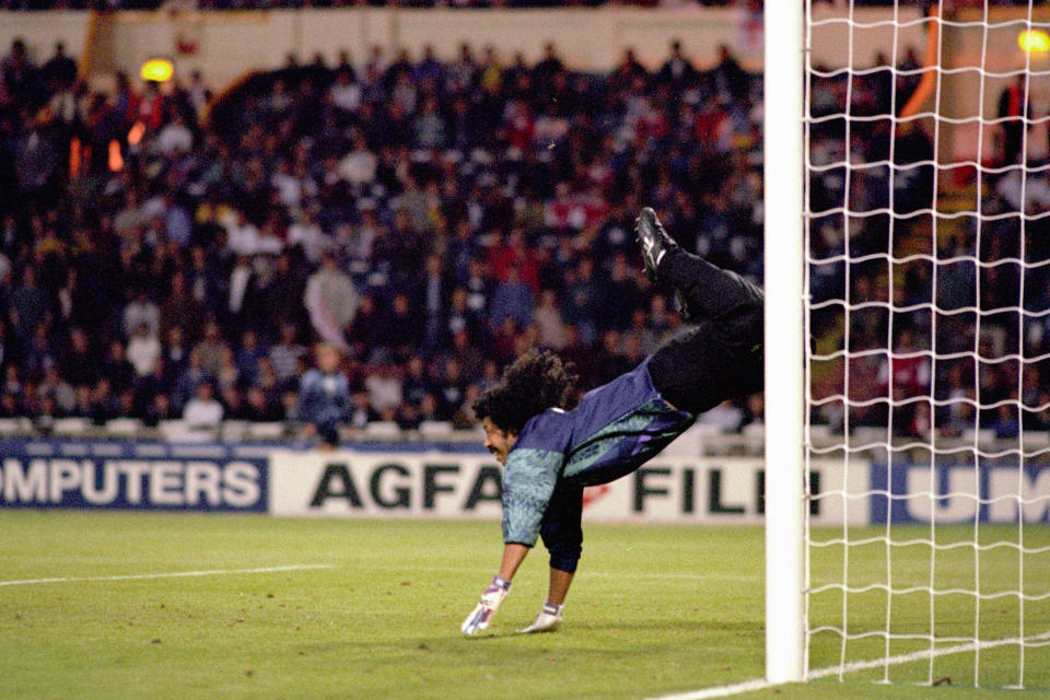 Colombia goalkeeper Rene Higuita executes a scorpion kick against England in 1996. (PA)