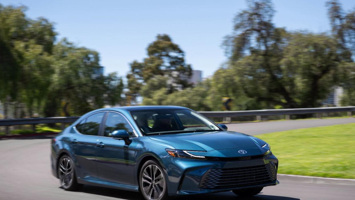 2025 toyota camry on handling track