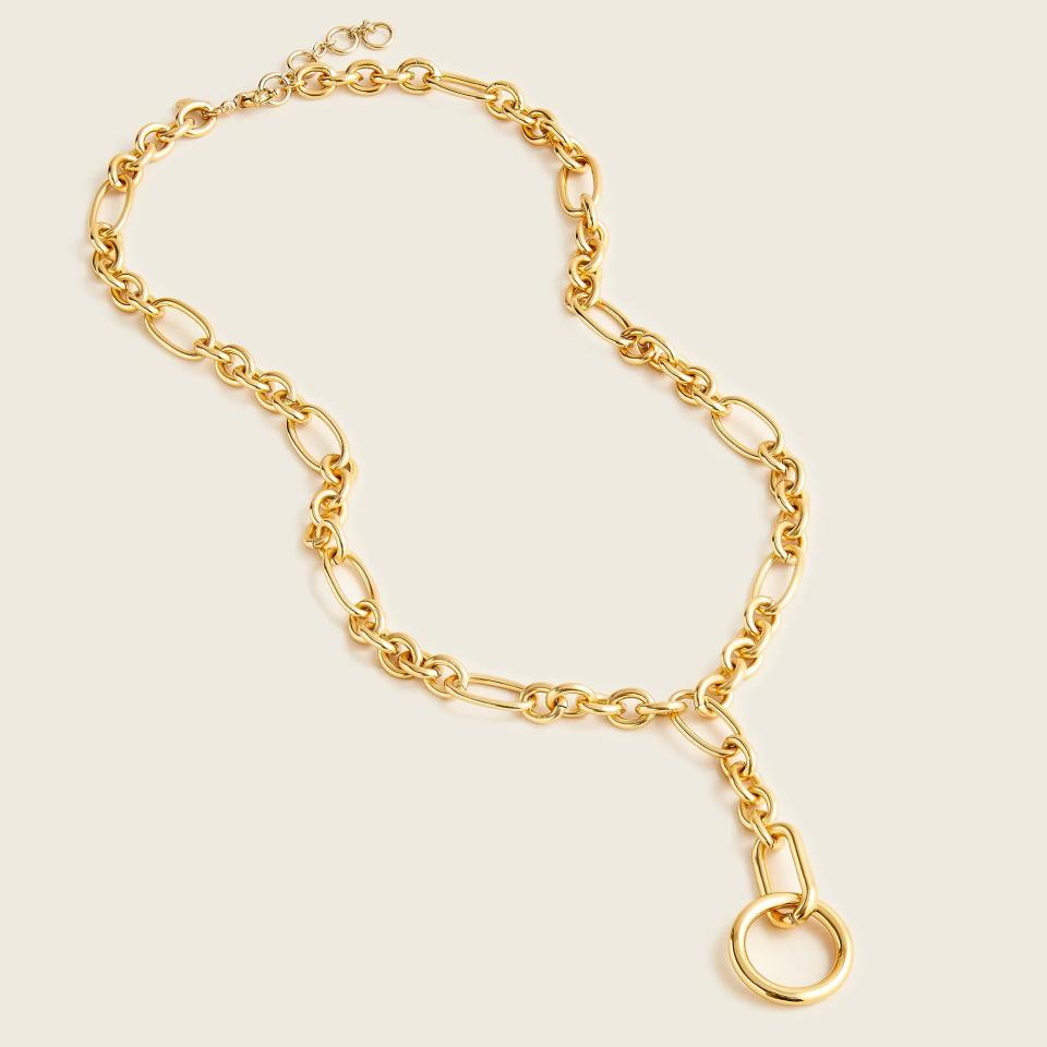 <p>Pair this <span>Lariat Chain Necklace</span> ($43, originally $48, plus extra 40 percent off with code SHOPEARLY) with a plunging neckline to dial up the allure. It's a glossy piece that will add interest to any look.</p>