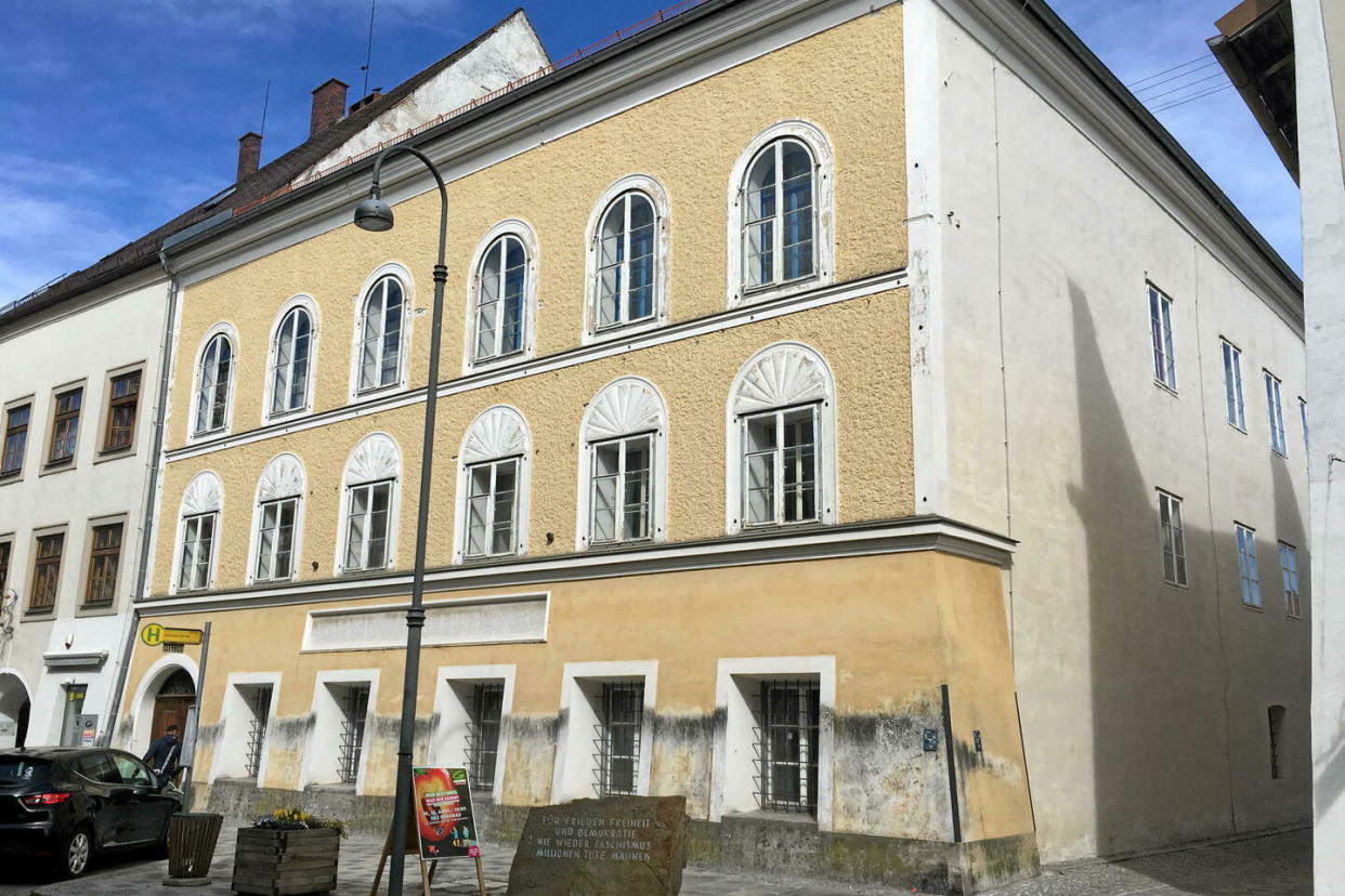 La maison natale d'Adolf Hitler, à Braunau en Autriche, sera bientôt transformée en poste de police.  - Credit:Matthias Röder / dpa / Matthias Röder/dpa