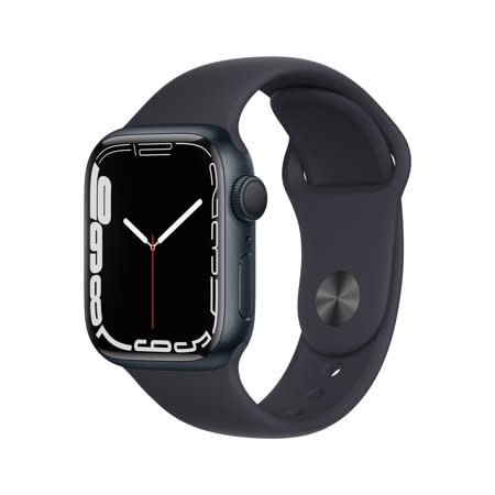 Apple Watch Series 7 (Amazon / Amazon)