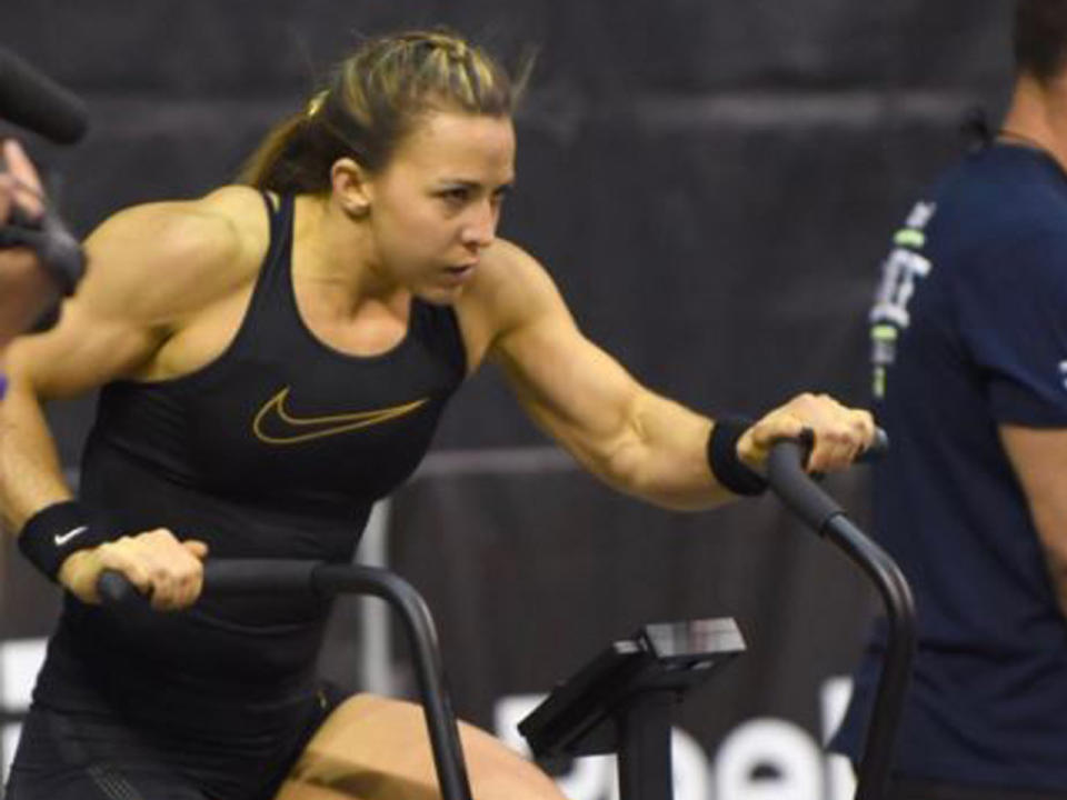 Platz 5 der Frauen: Kara Webb ist bereits zum sechsten Mal bei den CrossFit Games und macht auch keine Anstalten, damit aufzuhören. Laut "Men's Health" ist die Australierin 2017 heiße Anwärterin auf das Podium der Frauen. (Bild-Copyright: karawebb1/Instagram)