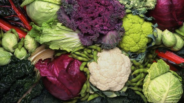 grouping of cruciferous vegetables