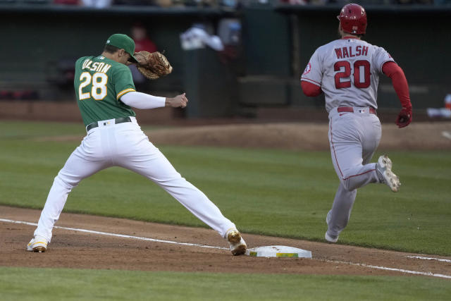 Bob Melvin gets historic win, A's beat Ohtani and Angels