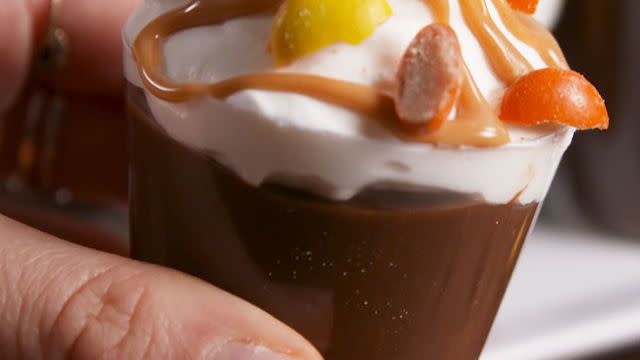 reese's pudding shots