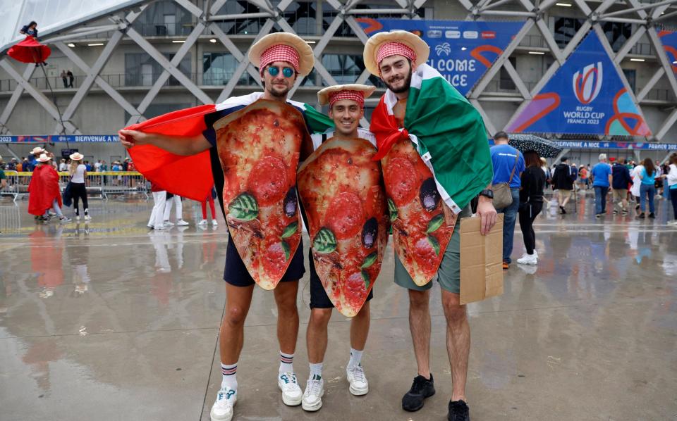 Italy fans outside Stade de Nice