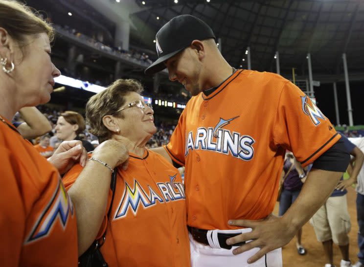 MLB: Fernandez, Marlins shut out Phillies