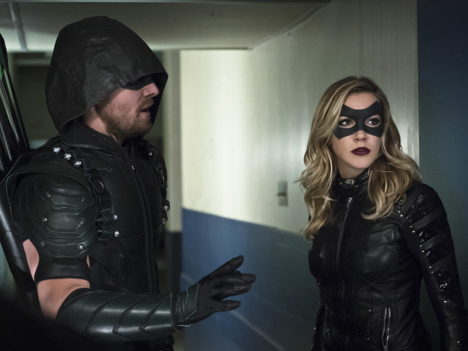 arrow cw renewals 2016 2017