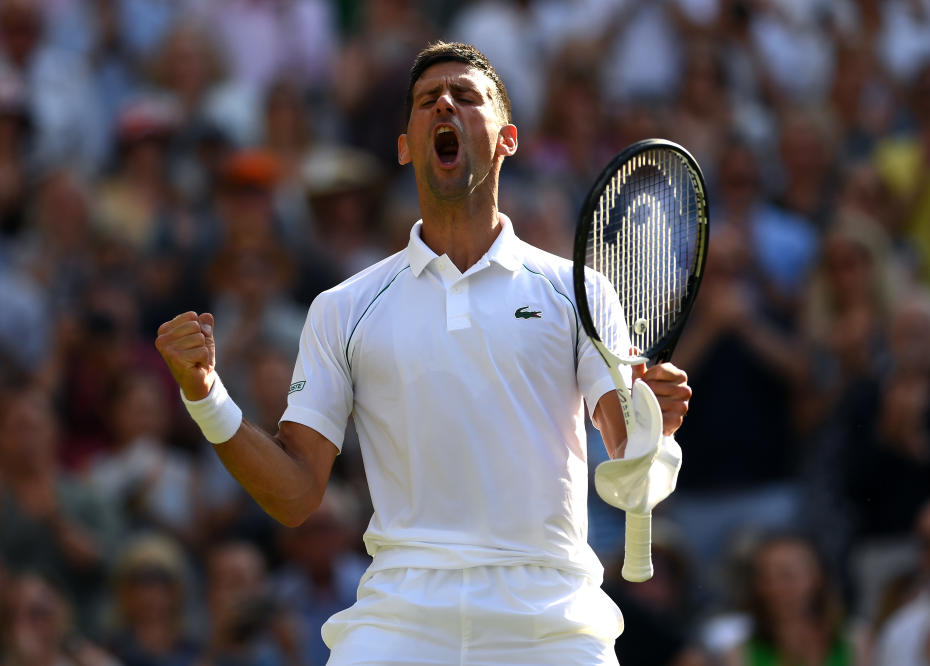 The Tiebreak King doing what the Tiebreak King does. 👑🔝🐐 -- Follow @tsh. tennis for #EverythingTennis ! 🎾🎾 -- #NovakDjokovic #Djokovic…