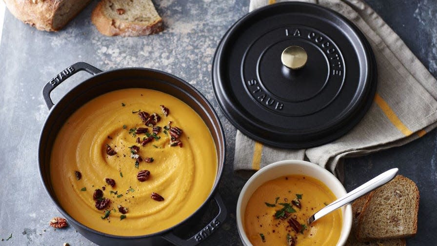 Snag cookware from Staub, Le Creuset and more during this huge Williams-Sonoma Warehouse Sale.