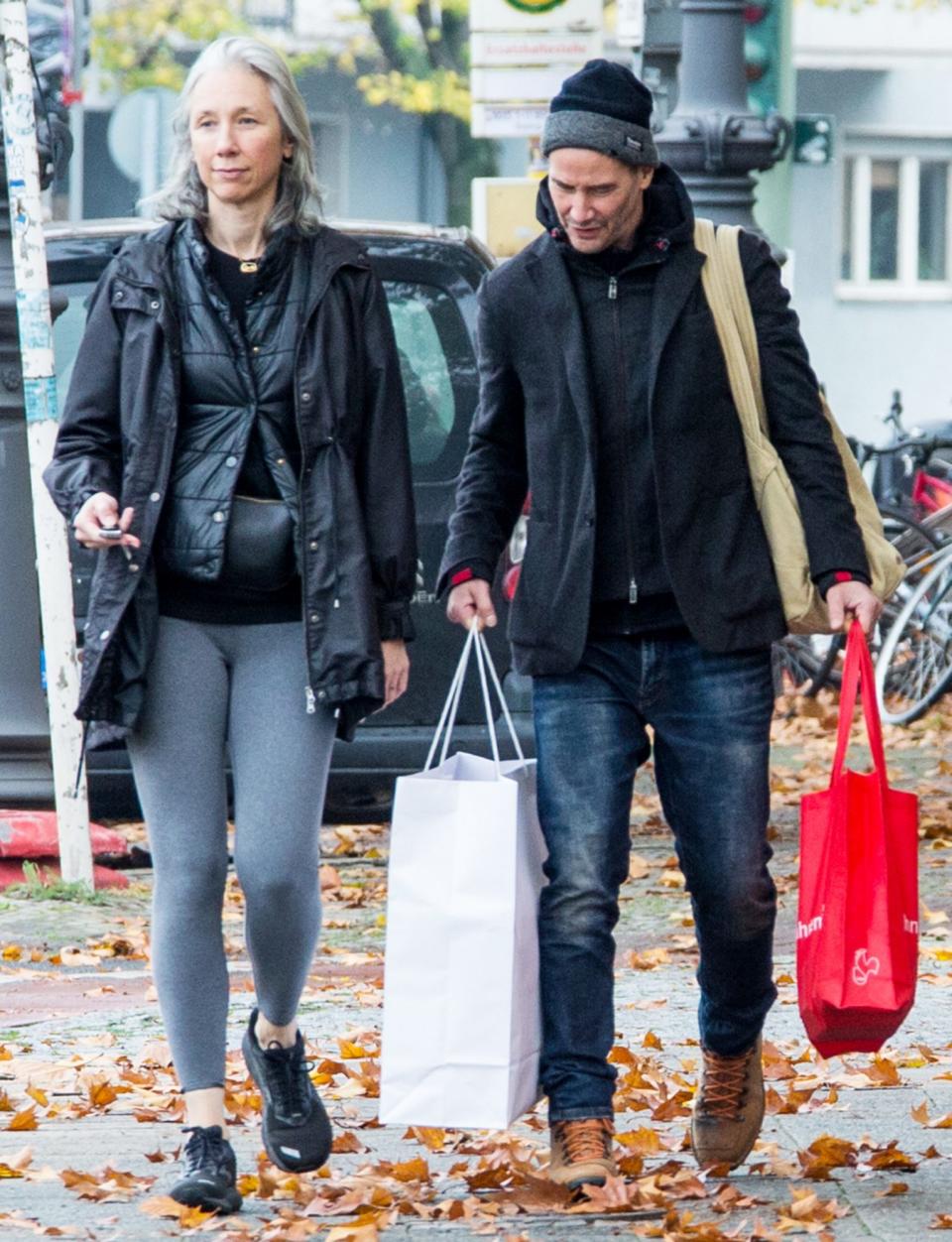 <p>Keanu Reeves and girlfriend Alexandra Grant are seen running errands in Berlin on Sunday.</p>