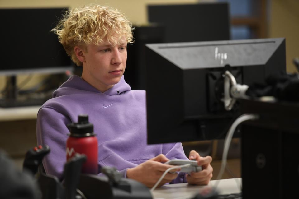 Roosevelt student Dawson Aberson plays Rocket League on Tuesday, March 19, 2024 at Career and Technical Education Academy in Sioux Falls.