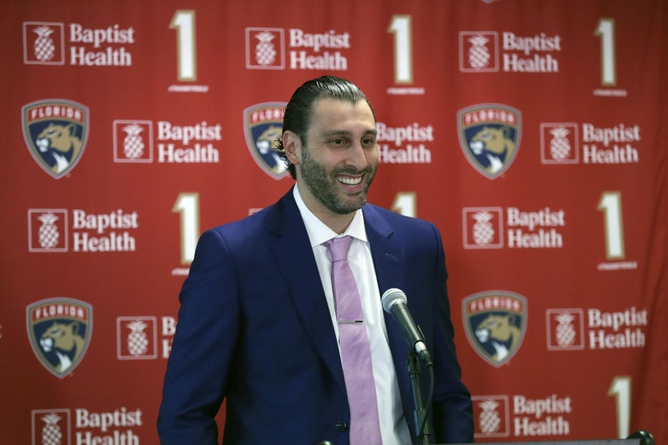 Former Florida Panthers goalie Roberto Luongo smiles as he speaks during a news conference before a jersey retirement ceremony, Saturday, March 7, 2020, in Sunrise, Fla. (AP Photo/Wilfredo Lee)