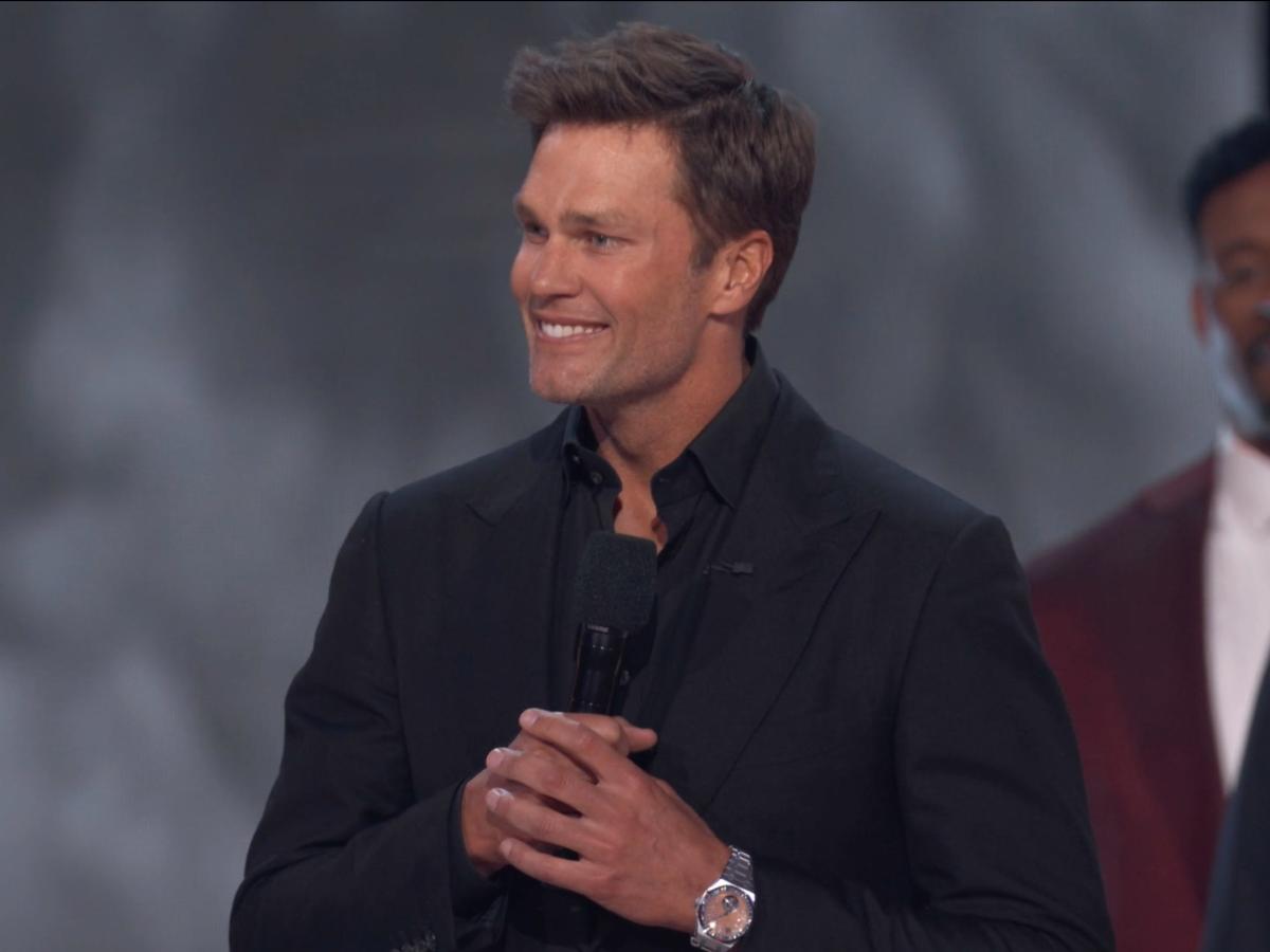 Kim Kardashian Gets Brutally Booed And Badly Burned By Tom Brady At Roast