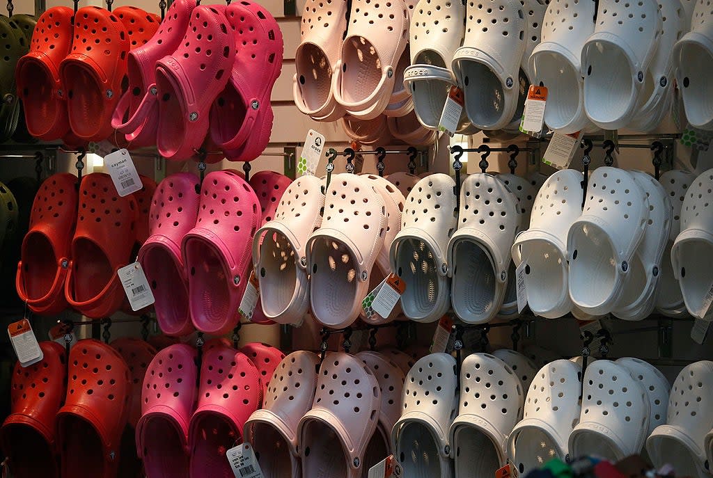 Crocs are en vogue, Justin Bieber says so (Getty Images)