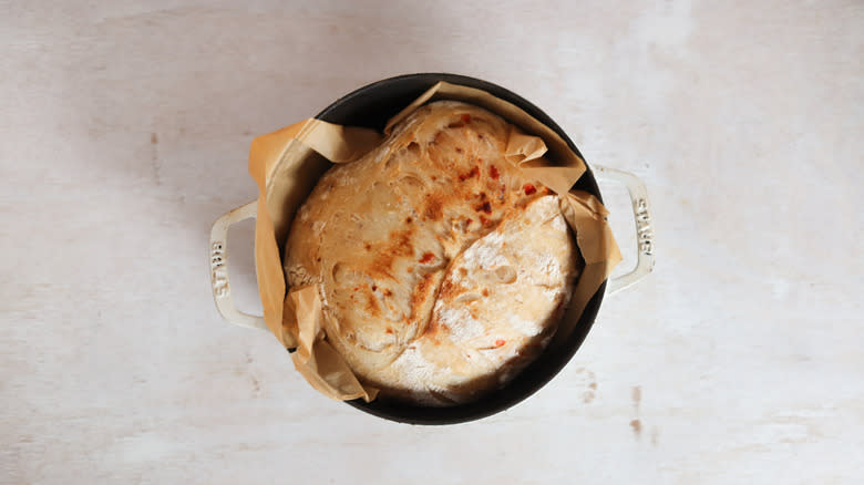 bread in dutch oven