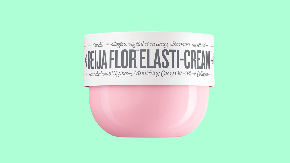 Hydrate and shroud your body in a floral scent with the Sol De Janeiro Beija Flor Elasti-Cream.