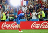 <p>French forward Antoine Griezmann is the perfect example of living up to his tattoo which is inked in French “Fais de ta vie un rêve, et fais de ton rêve une réalité” meaning “make your life a dream, and make your dream a reality.” </p>