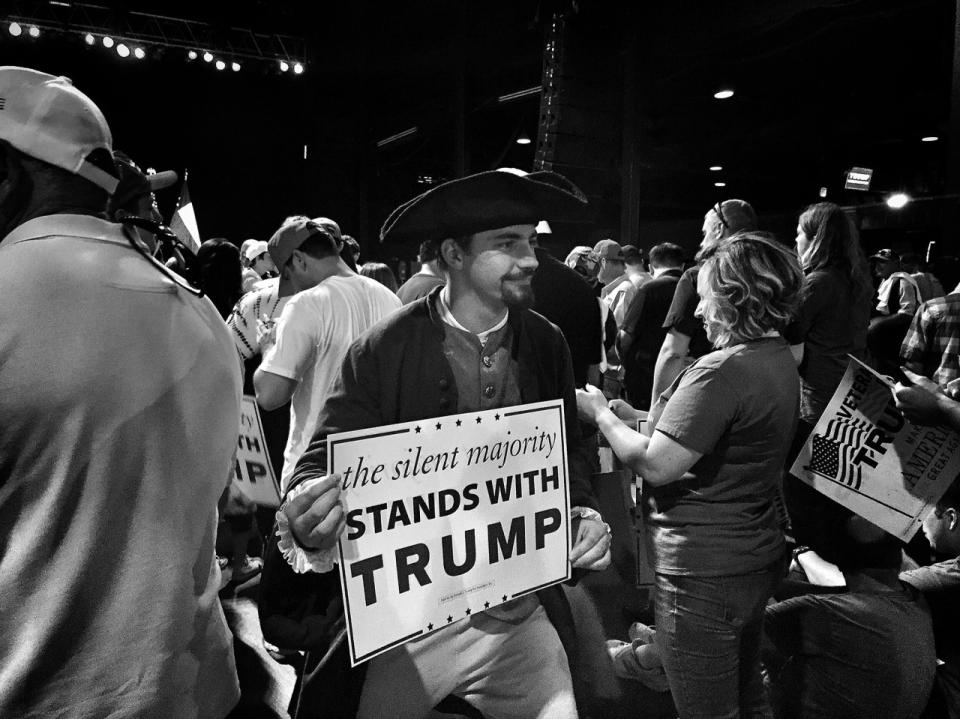 <p>A Trump supporter in Revolutionary War garb at a rally on June 16 in Dallas, Texas. (Photo: Holly Bailey/Yahoo News) </p>