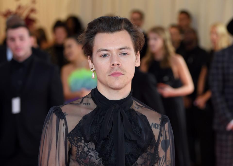 Harry Styles attends the 2019 Met Gala. (Photo: Karwai Tang via Getty Images)