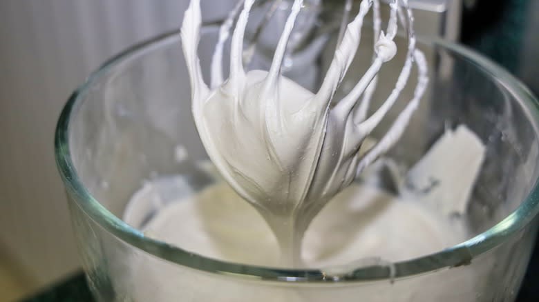 royal icing in stand mixer