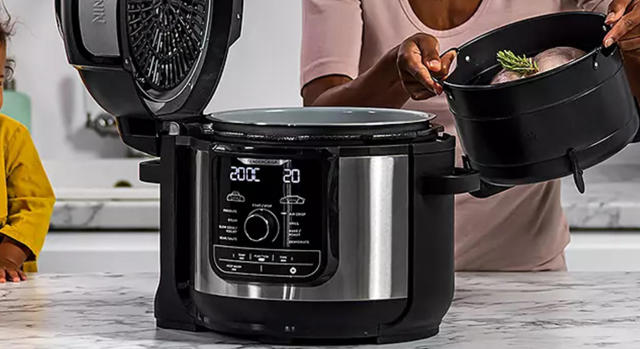 Best Buy: Ninja Foodi 8qt 9-in-1 Deluxe XL Digital Multi Cooker