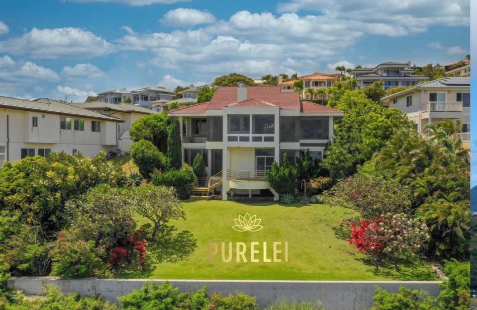 So sieht die Purelei-Villa auf Hawaii aus. Und der Blick vom Balkon geht geradewegs aufs Meer hinunter - Copyright: Purelei