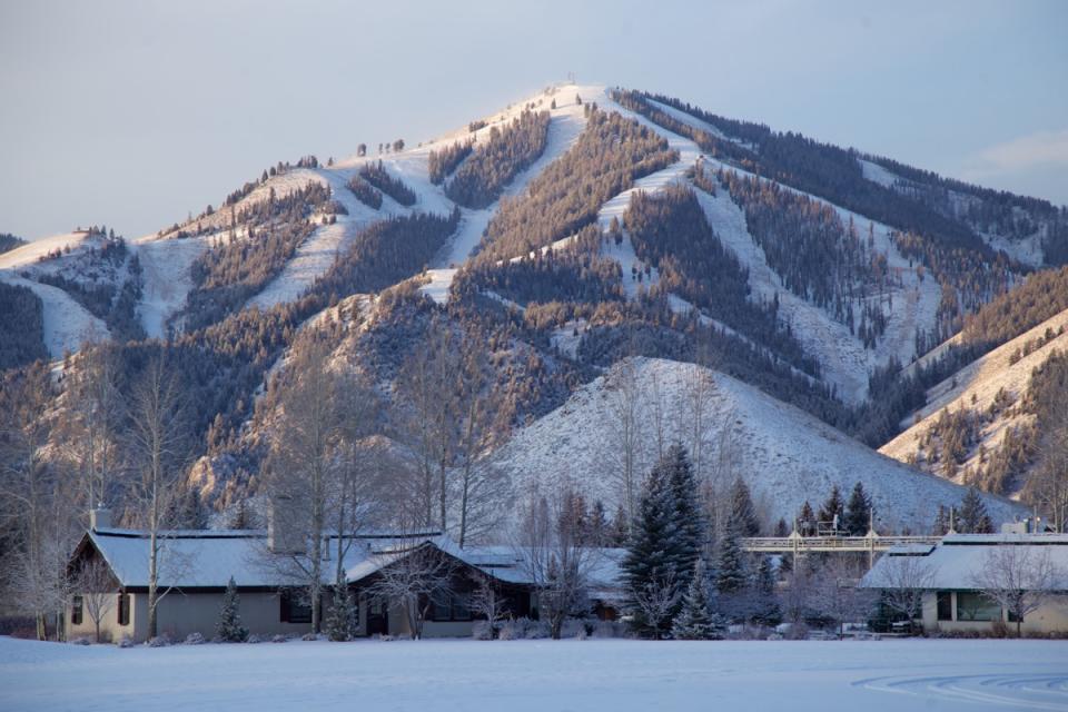 10 Best U.S. Winter Vacation Towns for Non-Skiers