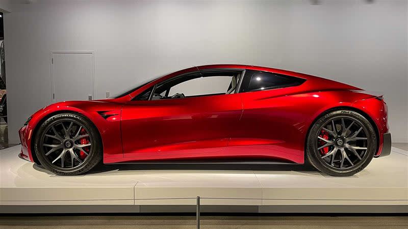 特斯拉Roadster已二度延期，最新消息是會在2022年量產上市。（圖／翻攝自Tesla官網）