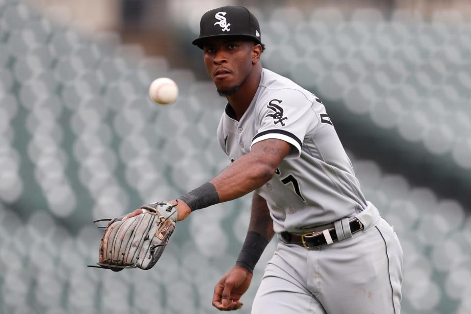 Chicago White Sox shortstop Tim Anderson (7) catches a ball thrown to him by Chicago White Sox first baseman Jose Abreu (not pictured) during the fourth inning Sept. 21, 2021 against the Detroit Tigers at Comerica Park.