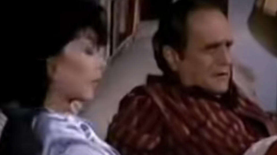 Waking Up In A Different Show - Newhart