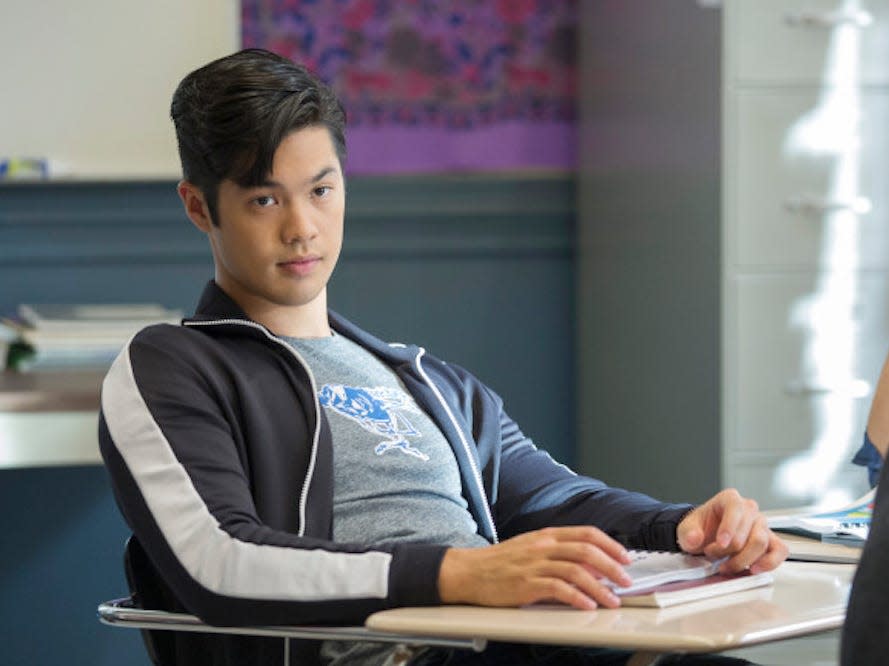 ross butler 13 reasons why