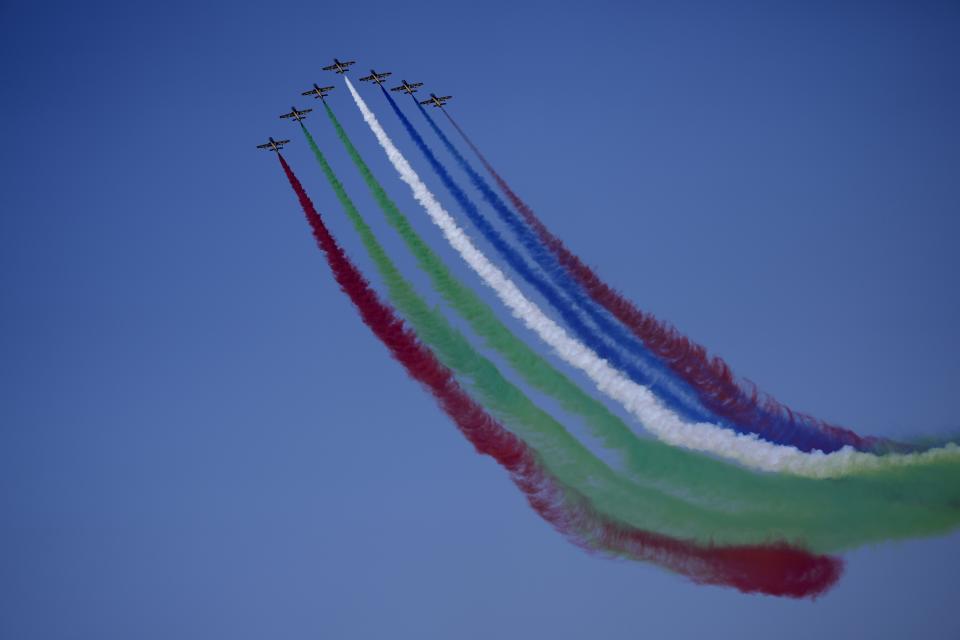 "Al Fursan", or the Knights, a UAE Air Force aerobatic display team, perform during second day of the Dubai Air Show, United Arab Emirates, Tuesday, Nov. 14, 2023. (AP Photo/Kamran Jebreili)