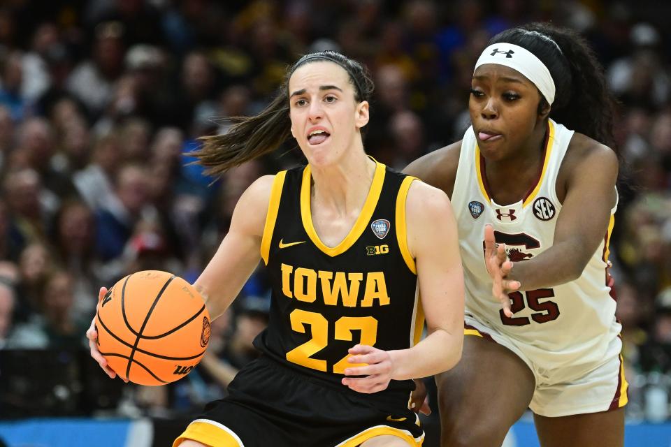 South Carolina's Raven Johnson guards Caitlin Clark during the 2024 NCAA Tournament championship.