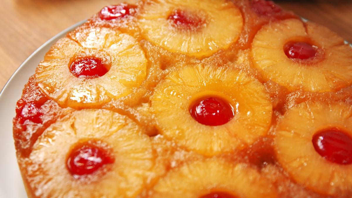 Classic Pineapple Upside Down Cake - Nordic Ware