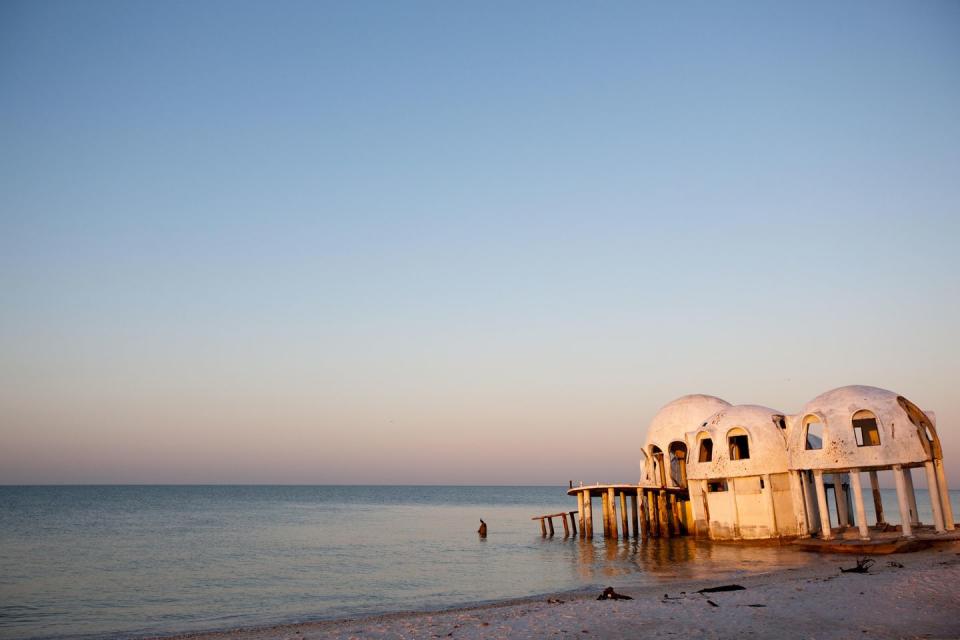 17) Dome Homes, Florida