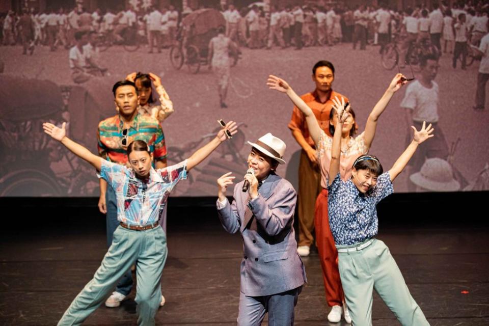 臺式龐克歌舞戲「我是天王星」，將於十月二十九日晚上在竹田鄉西勢村由金曲歌王歌后同檯演出。（記者鄭伯勝翻攝）