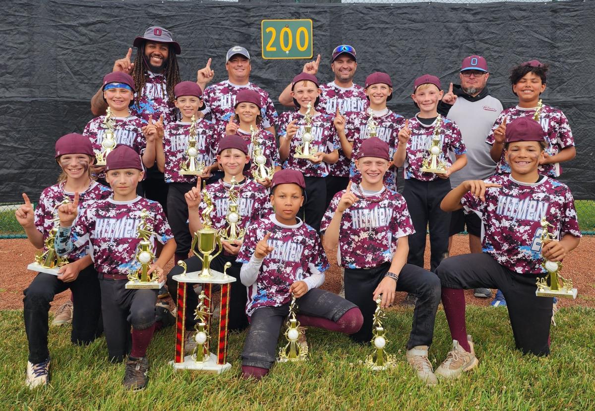 Ohio Hitmen 11U Reidenbach wears crown in Grove City