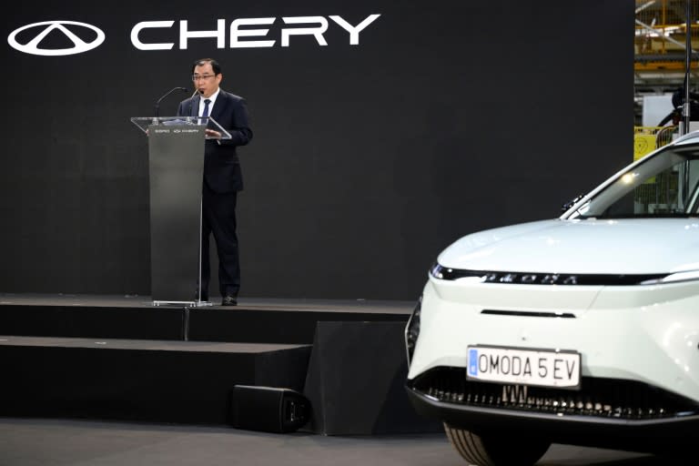 Chery International Executive Vice President Zhang Guibing delivers a speech in Barcelona after signing an agreement with Spanish group Ebro-EV Motors in Barcelona that will see the creation of a joint venture to assemble Chinese cars in Spain (Josep LAGO)