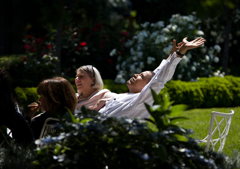 <p>"It was a glorious spring day and President Obama decided to move his meeting with his senior advisors outside to the Rose Garden on May 20, 2009." (Pete Souza/The White House) </p>