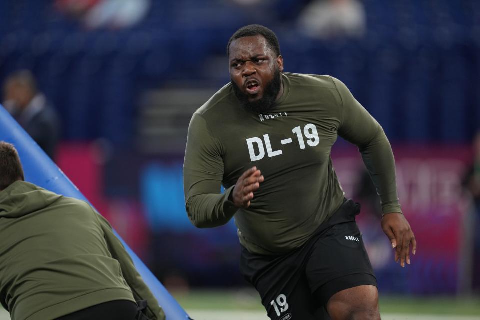 Mar 2, 2023; Indianapolis, IN, USA; Mississippi State defensive lineman Cameron Young (DL19) participates in the NFL Combine at Lucas Oil Stadium. Mandatory Credit: Kirby Lee-USA TODAY Sports