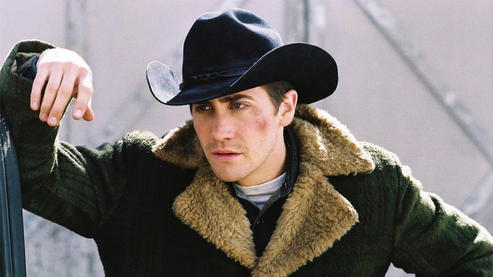 Editorial use only. No book cover usage. Mandatory Credit: Photo by Focus/Kobal/REX/Shutterstock (5884718y) Jake Gyllenhaal Brokeback Mountain - 2005 Director: Ang Lee Focus Features USA Scene Still Drama Le Secret de Brokeback Mountain