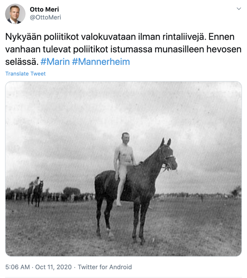 Und noch seltsamer: Es gibt ein Foto, das den finnischen Heerführer und Staatsmann Carl Gustav Mannerheim zeigt, wie er nackt auf einem Pferd reitet. Foto: Twitter