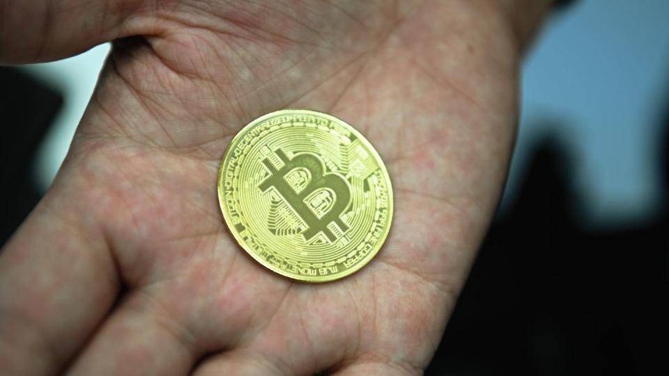 Kurz vor dem Jahreswechsel ist der Bitcoin erstmals über 29.000 US-Dollar gestiegen.