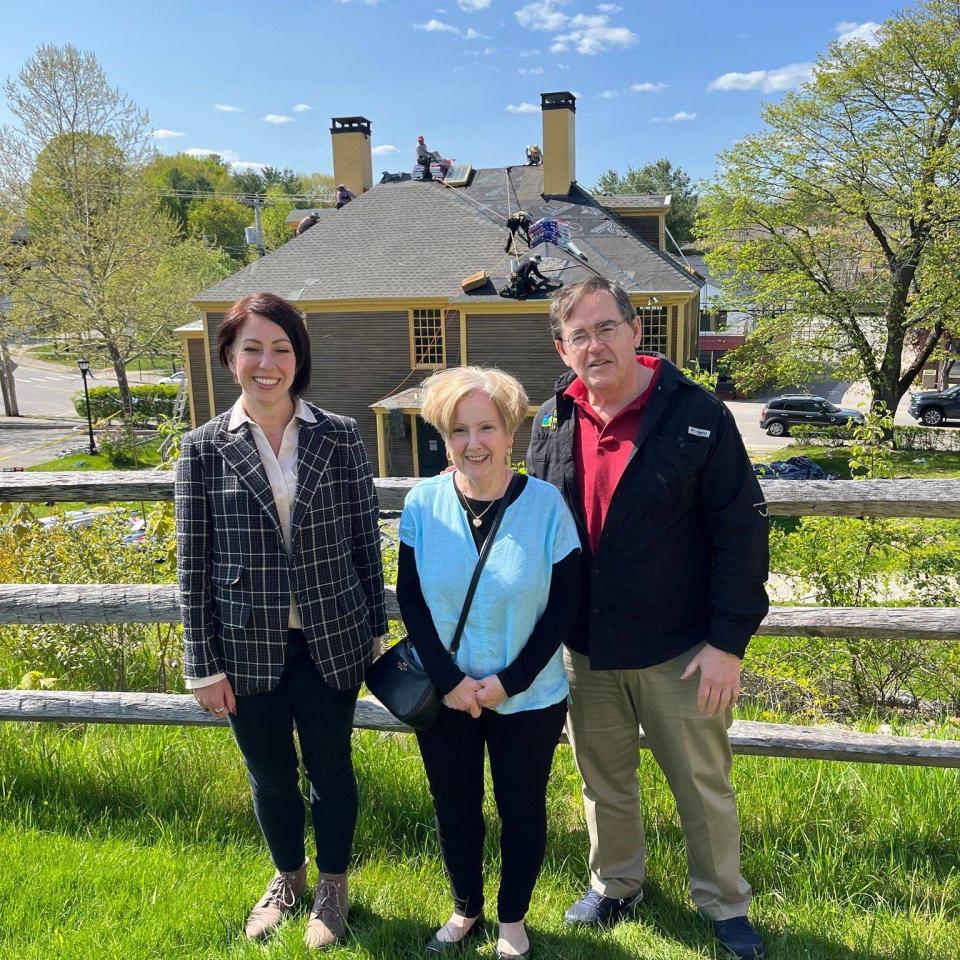 American Independence Museum Executive Director Jennifer Carr with Sharon and David Ward, co-executive directors of The Eppes-Jefferson Foundation.