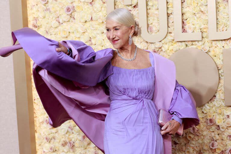 Dolce & Gabbana fue la marca que eligió la actriz británica Helen Mirren para su diseño, que combinó rosa y lila