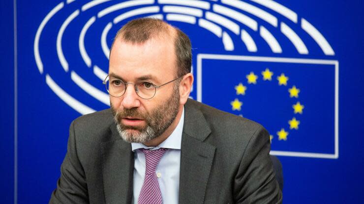 „Ein Scheitern will ich mir nicht vorstellen”, sagt der Fraktionsvorsitzender der EVP zum Haushaltsstreit in der EU. Foto: dpa