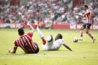 Football Soccer Britain - Southampton v Sunderland - Premier League - St Mary's Stadium - 27/8/16 Sunderland's Jermain Defoe is fouled by Southampton's Jose Fonte for a penalty Reuters / Peter Nicholls Livepic EDITORIAL USE ONLY. No use with unauthorized audio, video, data, fixture lists, club/league logos or "live" services. Online in-match use limited to 45 images, no video emulation. No use in betting, games or single club/league/player publications. Please contact your account representative for further details.