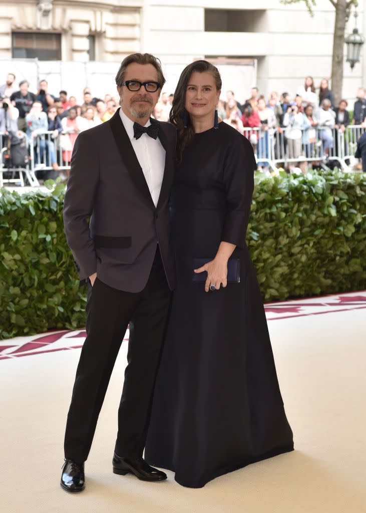 Gary Oldman and Gisele Schmidt